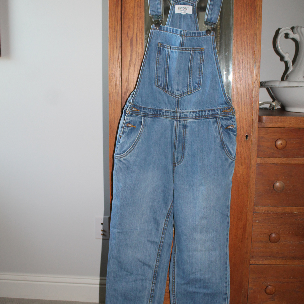 Overalls - Picture 2 of 4